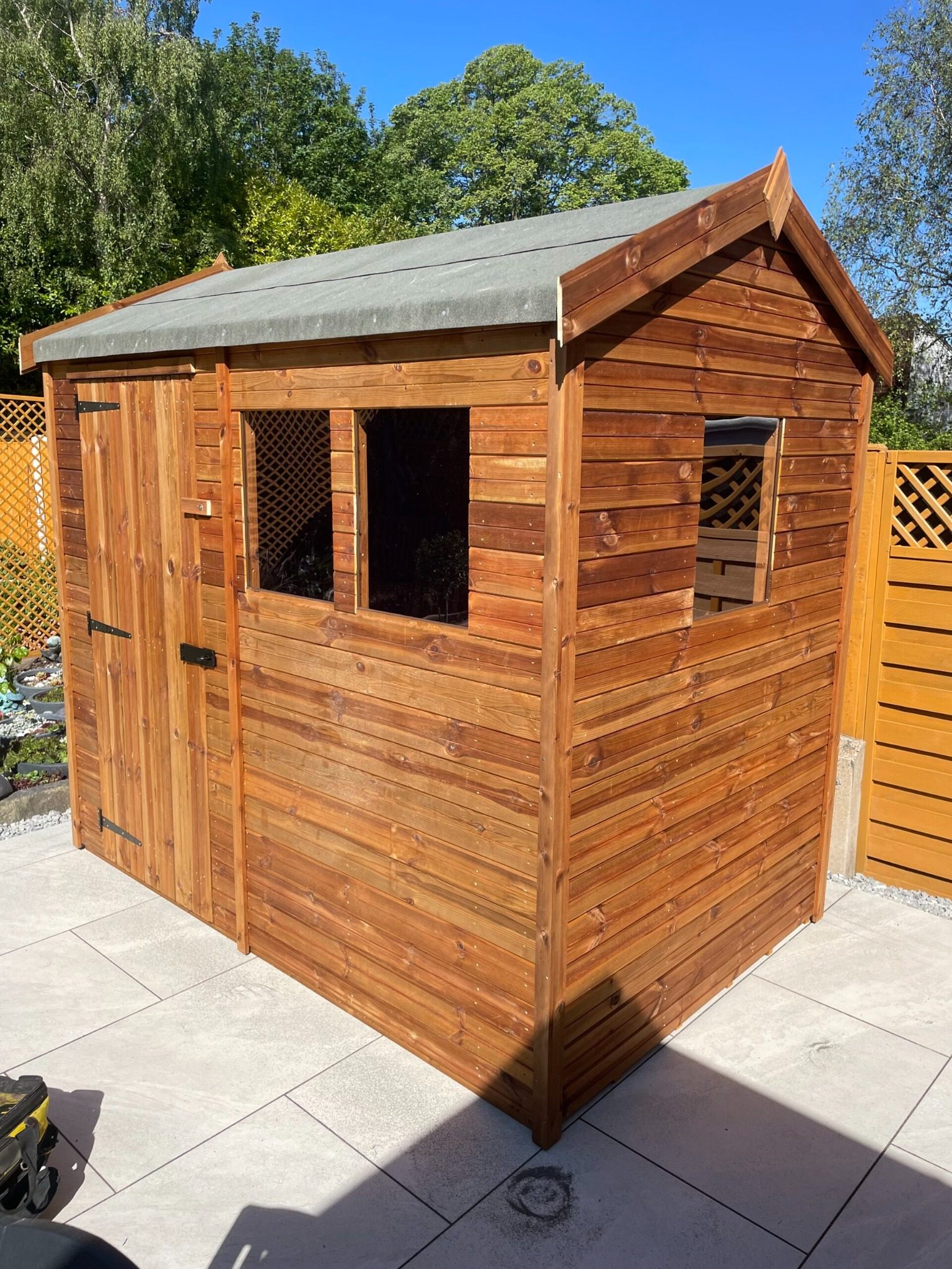 Cheap apex garden shed UK